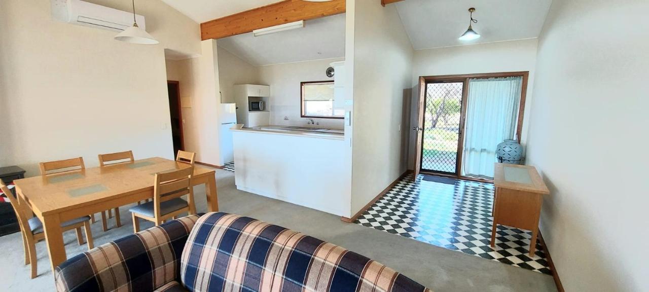 Barmera Lake Resort Motel Esterno foto